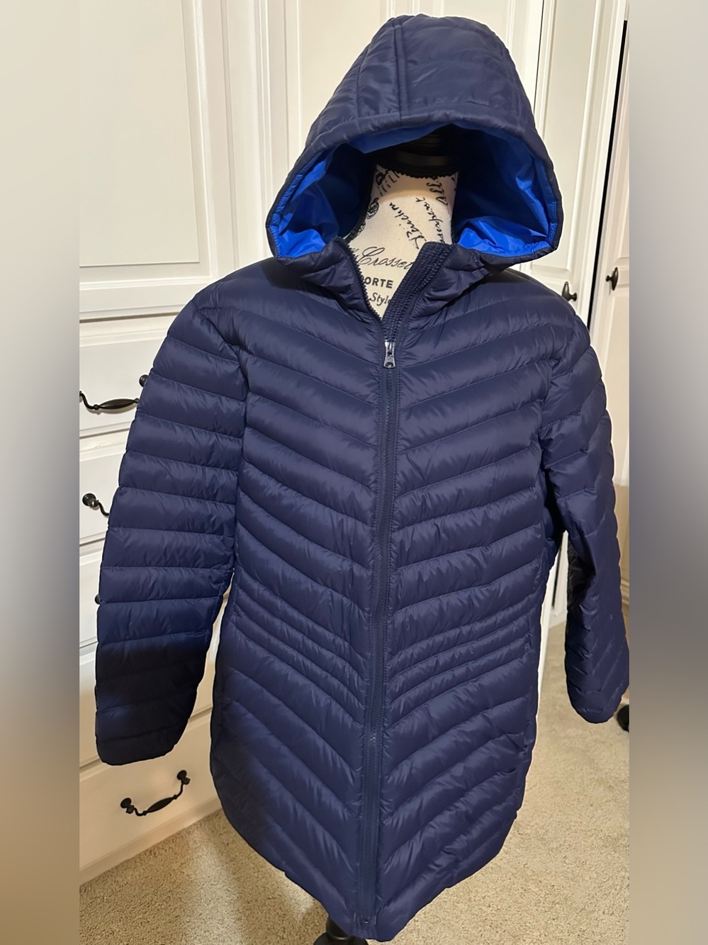 Lands' End Women's Navy Hooded Packable Puffer with Bright Blue Lining